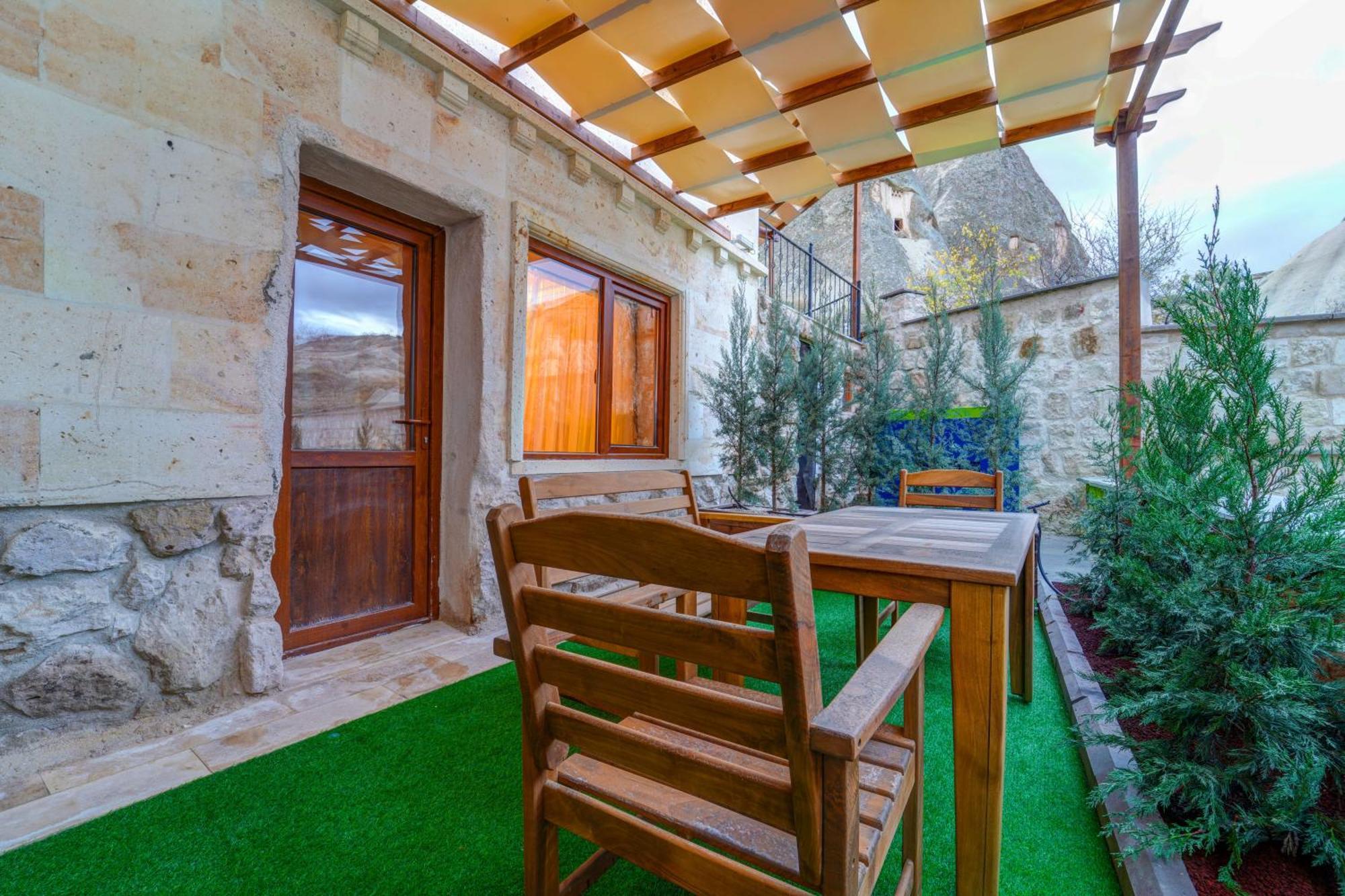 Enjoy Stone Hotel Goreme Exterior photo